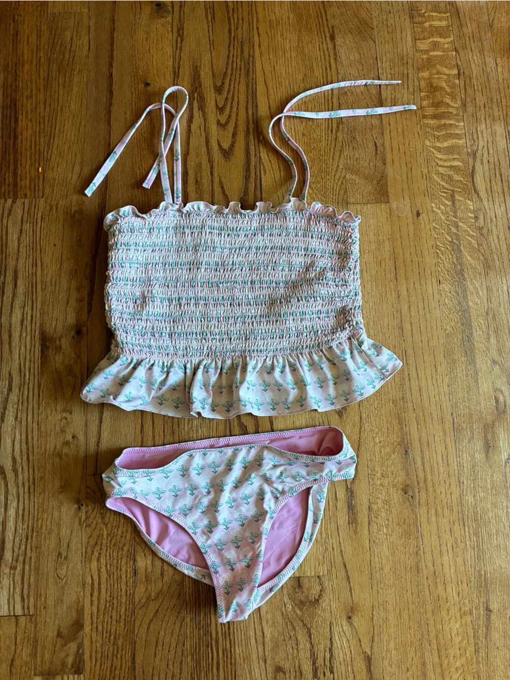 Vineyard vines bathing suit girls 12-14
